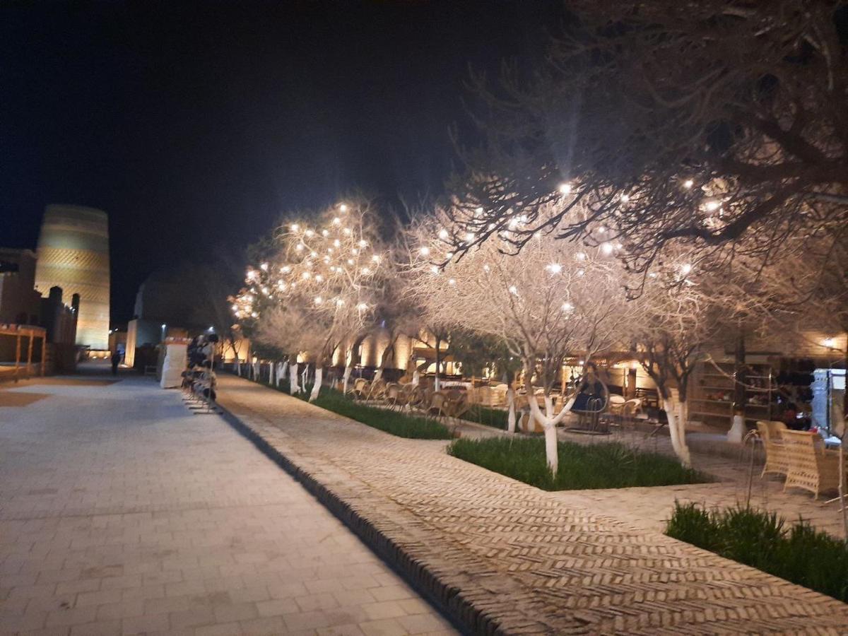 Khan Hotel Хіва Екстер'єр фото
